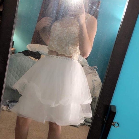 Dress - Picture 4 of 4